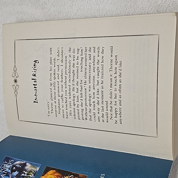 Lynsay Sands Paranormal Romance Novel - Picture 3 of 10